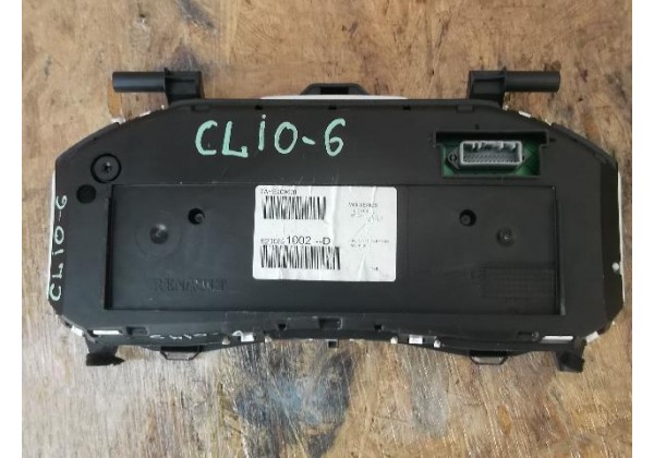 щиток приладів Renault Clio III, 8200821002